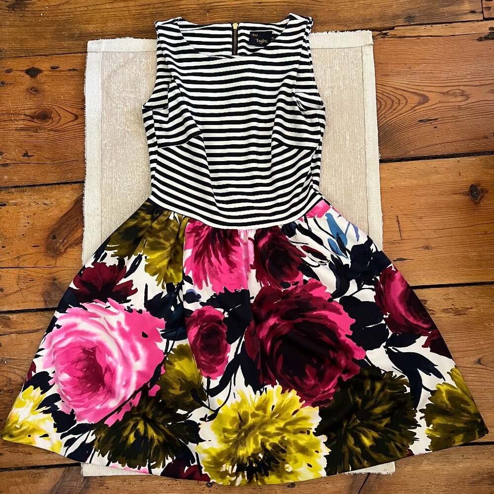 Just Taylor Black & White Stripe Floral Fit & Flare Dress Size 8